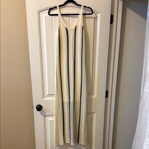 Elegant Cream Knit Maxi Dress